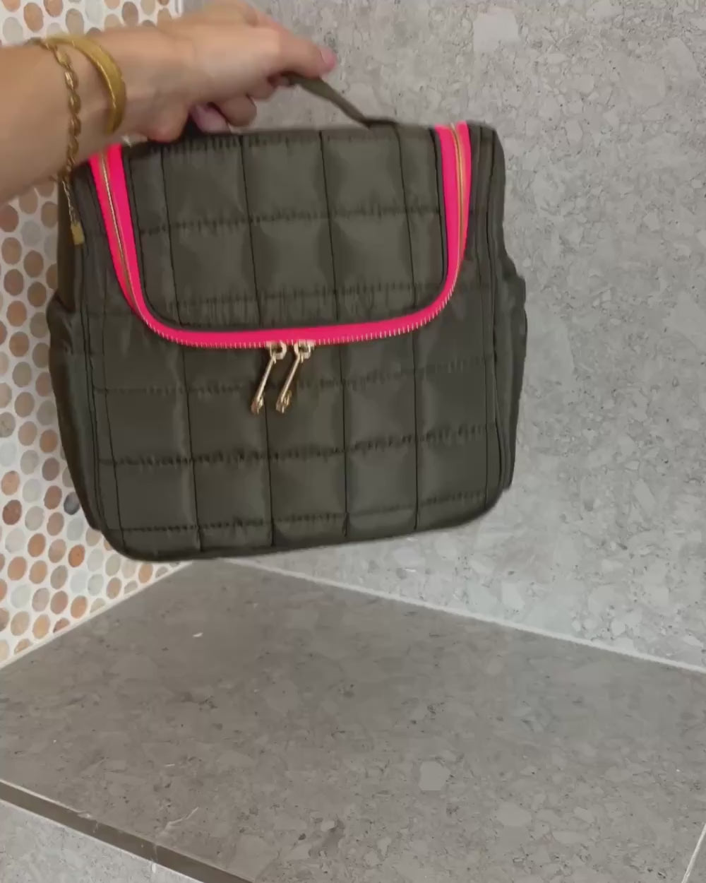 Essentials Bag - Khaki
